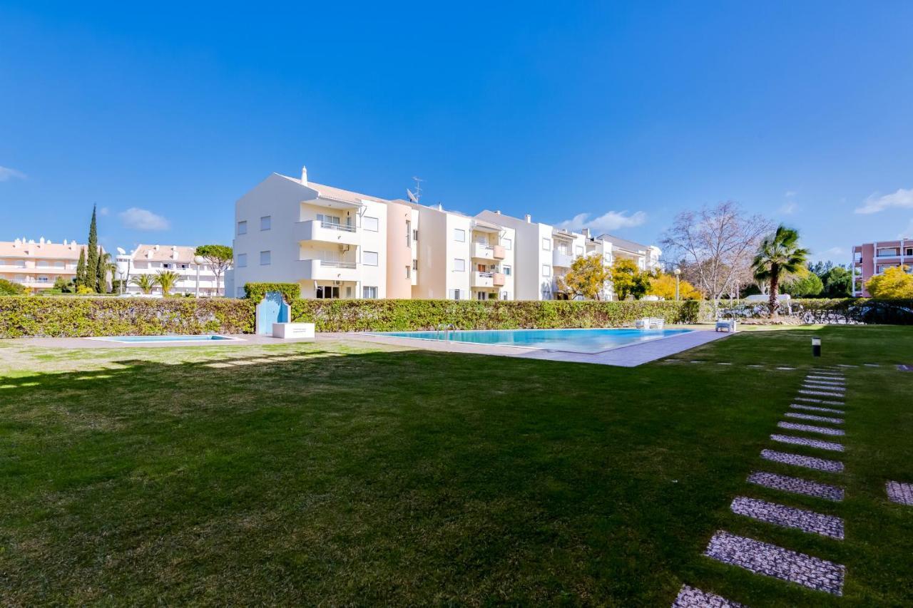 Marina Barbara - Vilamoura Luaran gambar